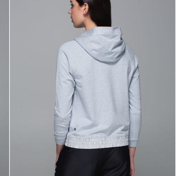 Lululemon All Good Pullover - Picture 2 of 13